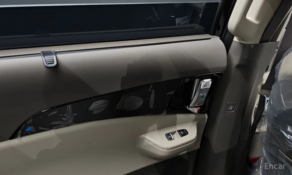 Фото 19 - Kia Carnival