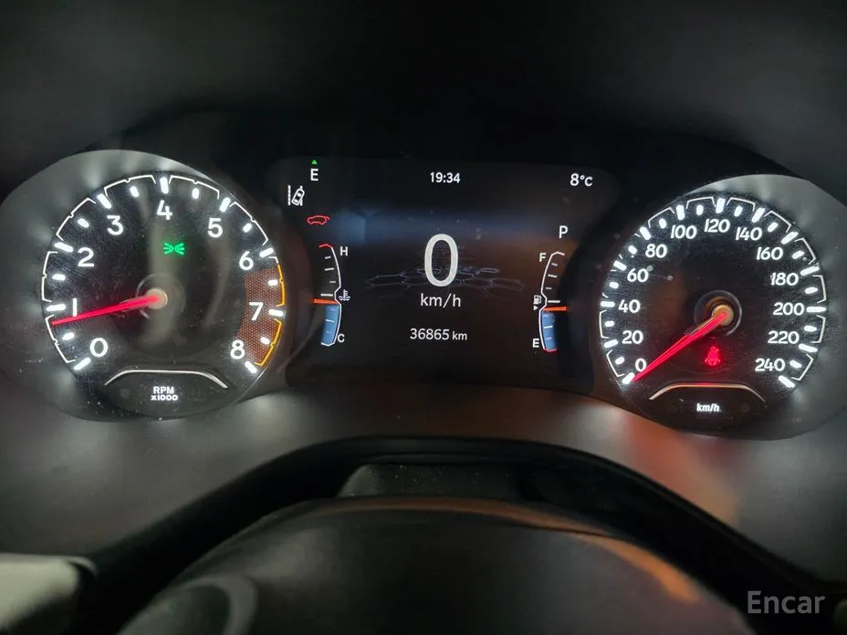 Фото 8 - Jeep Compass