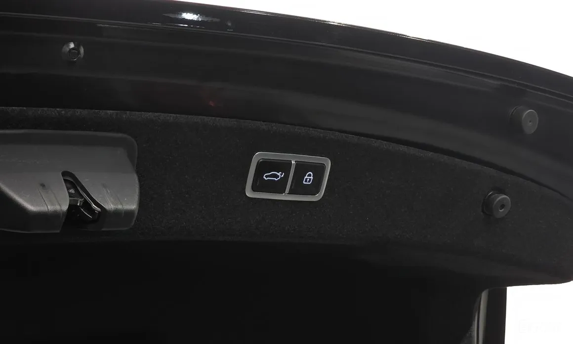 Фото 20 - Genesis G80