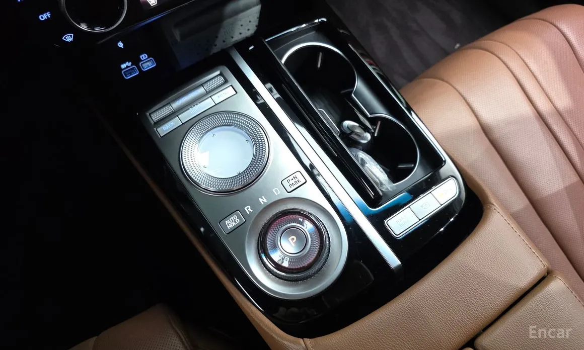 Фото 9 - Genesis G80