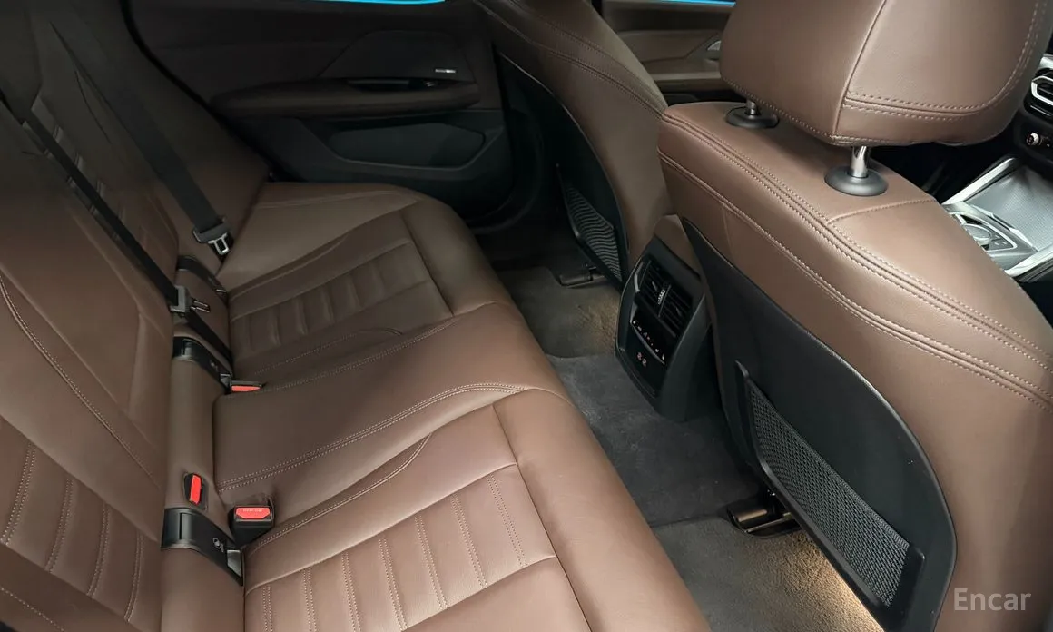 Фото 10 - BMW i4