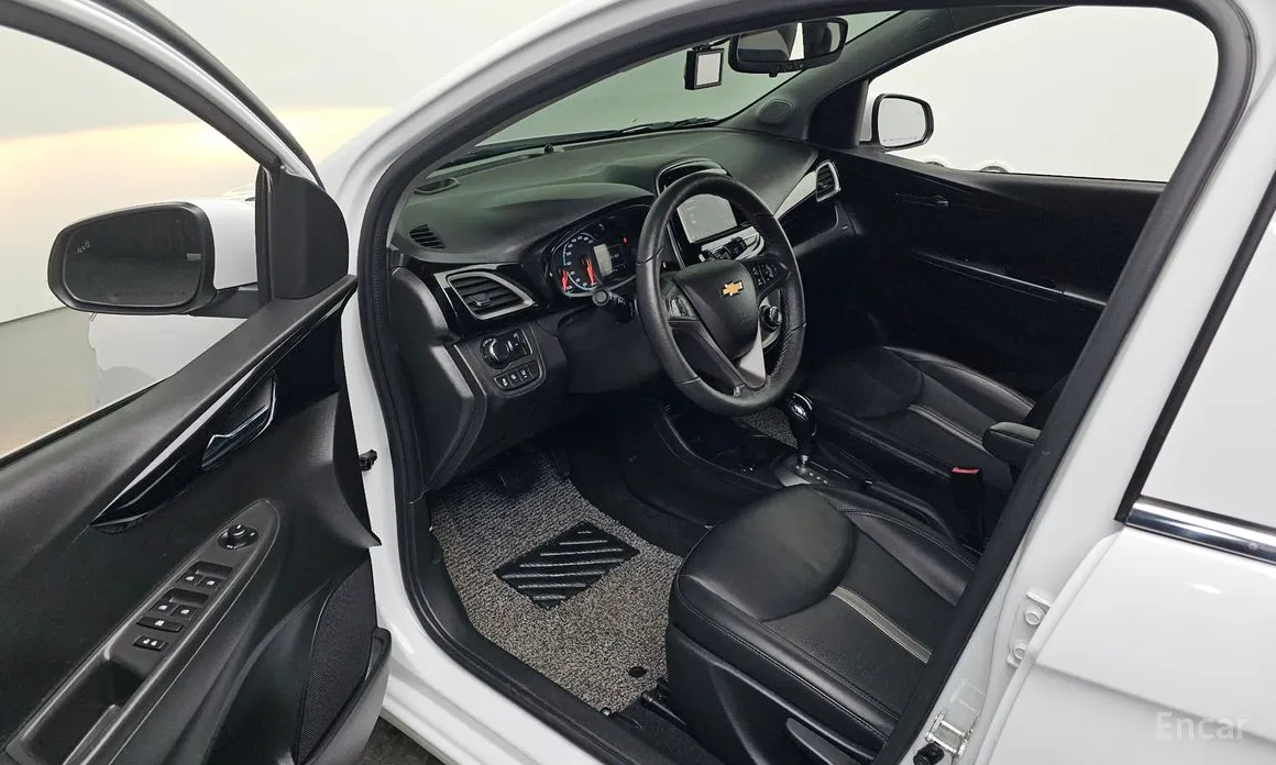 Фото 10 - Chevrolet Spark