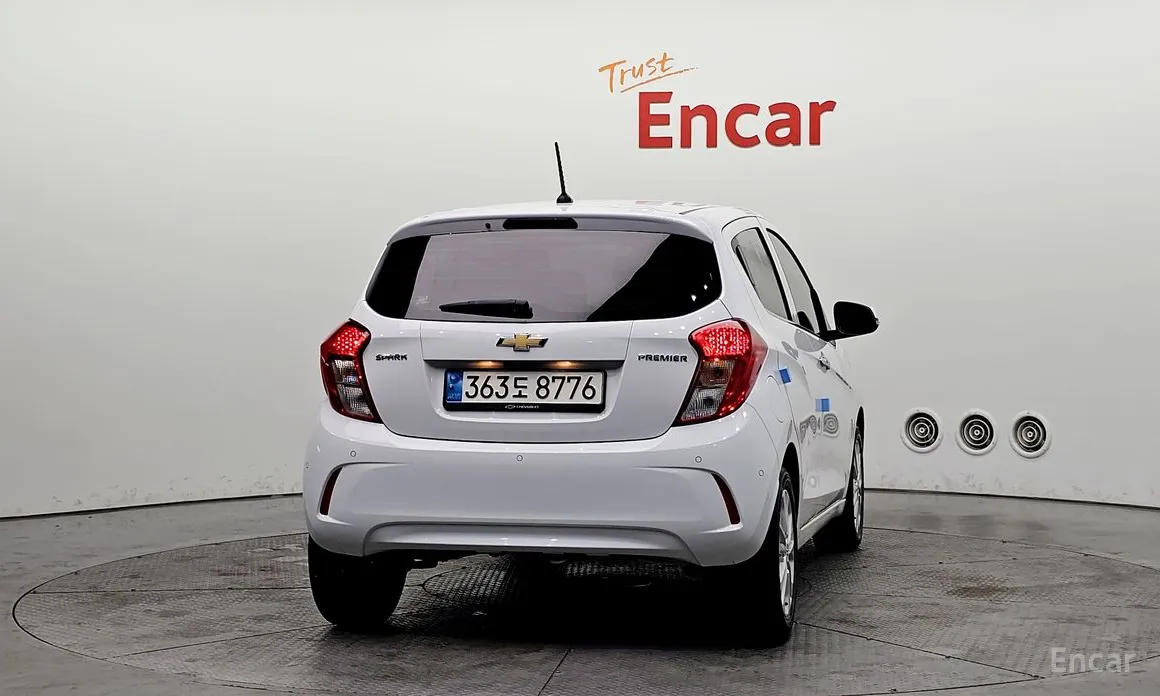 Фото 4 - Chevrolet Spark