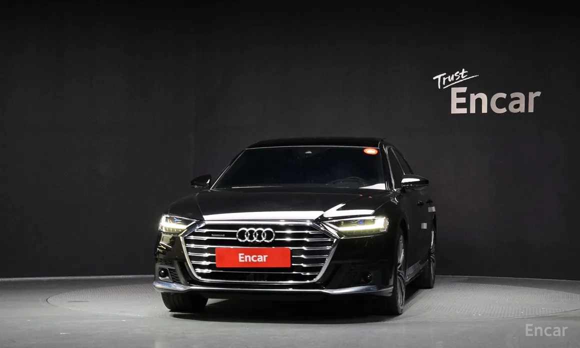 Фото 3 - Audi A8