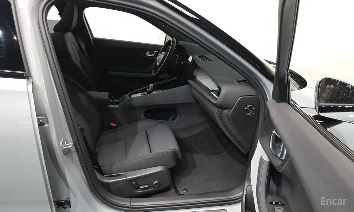 Фото 11 - Polestar 2