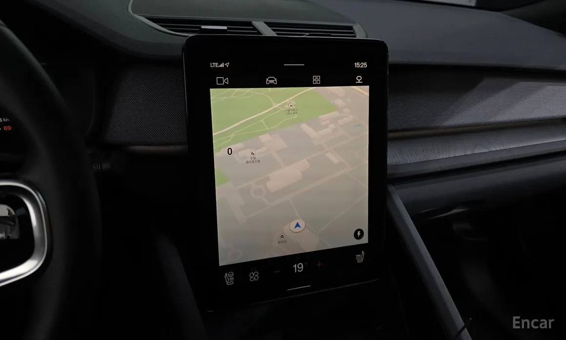 Фото 14 - Polestar 2