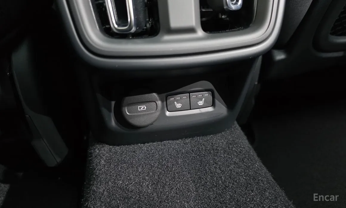 Фото 18 - Polestar 2