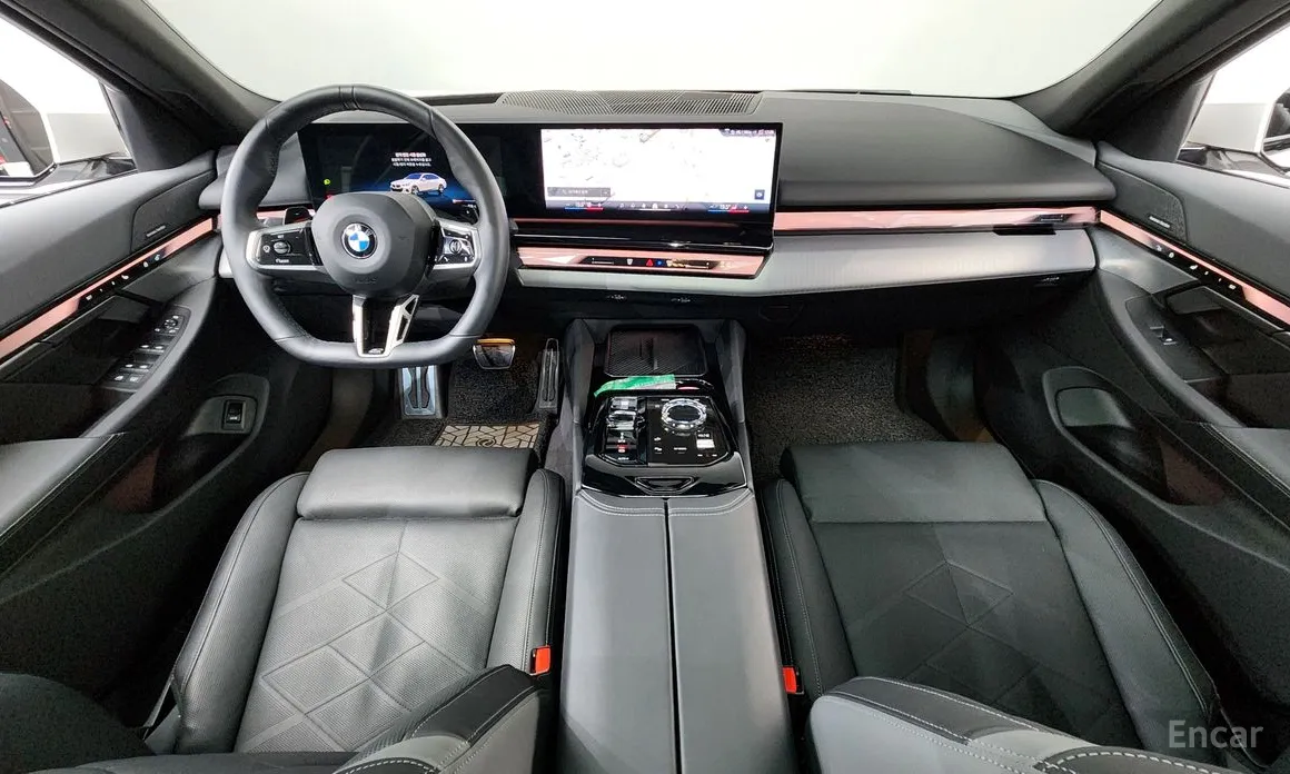 Photo 7 - BMW 5 Series