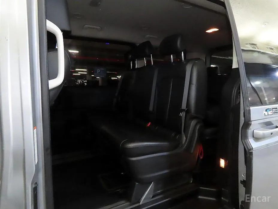 Фото 7 - Hyundai Staria