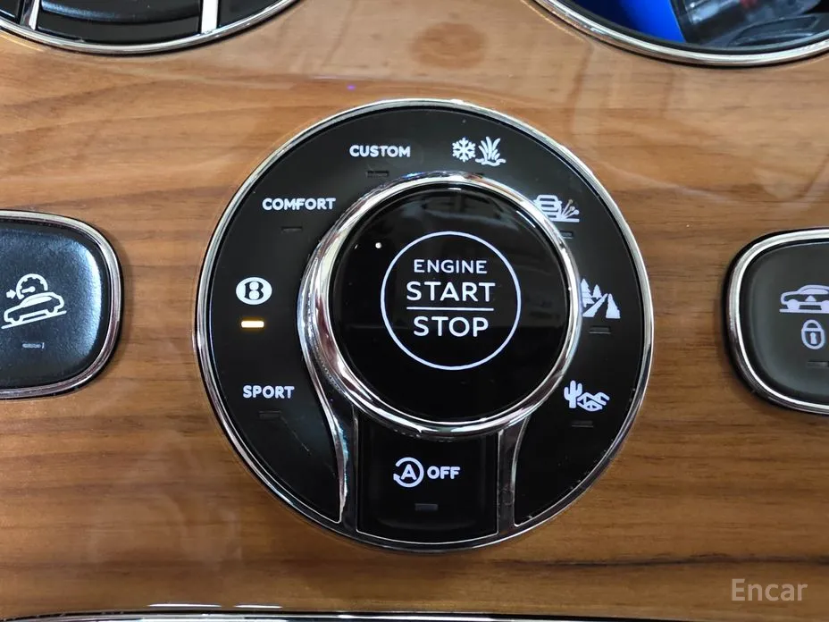 Фото 18 - Bentley Bentayga