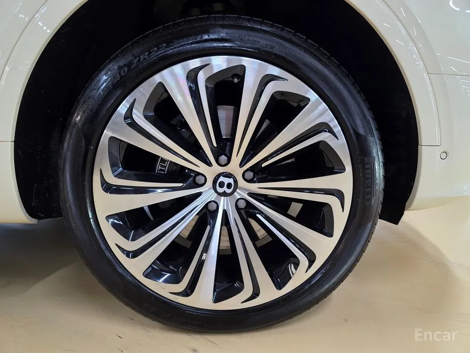 Фото 5 - Bentley Bentayga