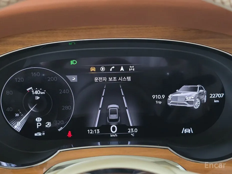 Фото 8 - Bentley Bentayga