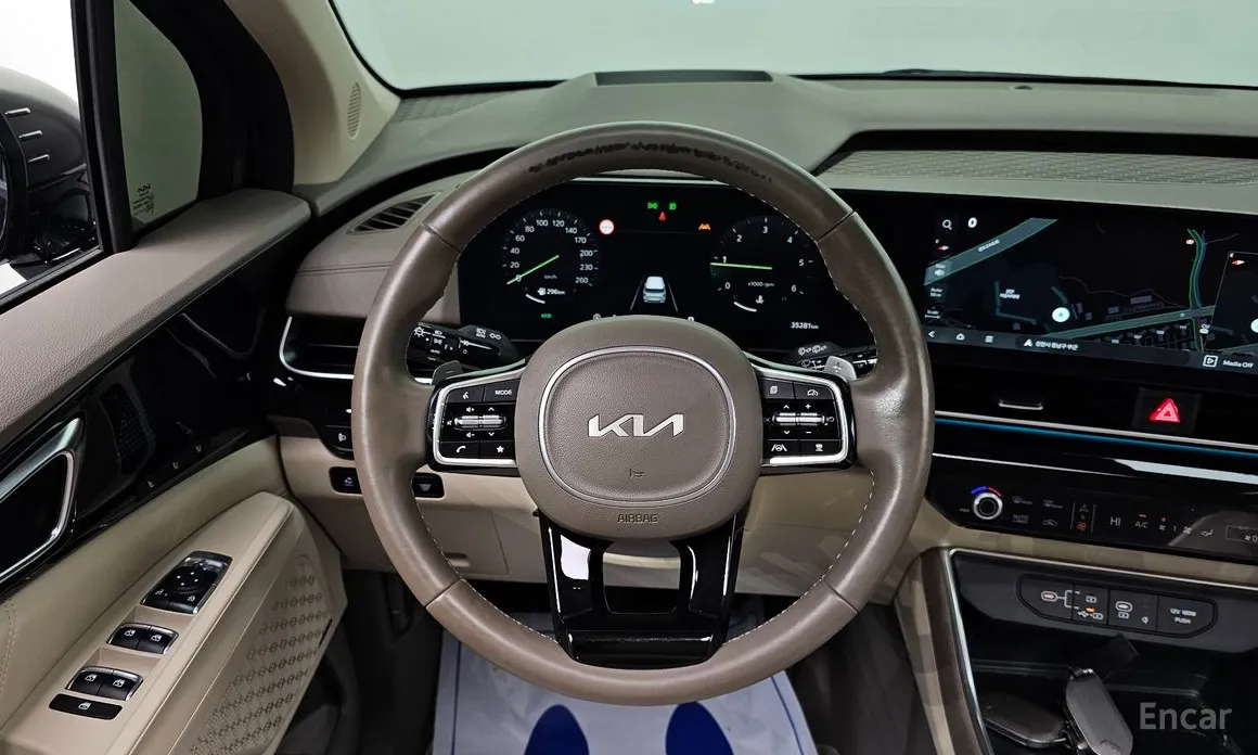 Фото 13 - Kia Carnival