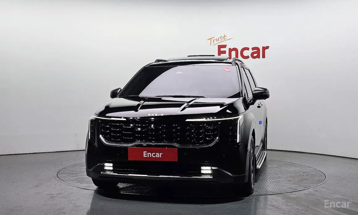 Фото 3 - Kia Carnival