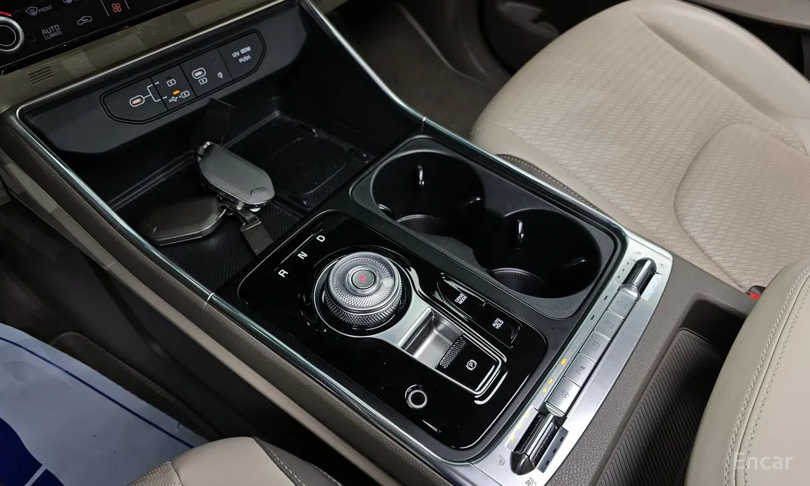 Фото 9 - Kia Carnival