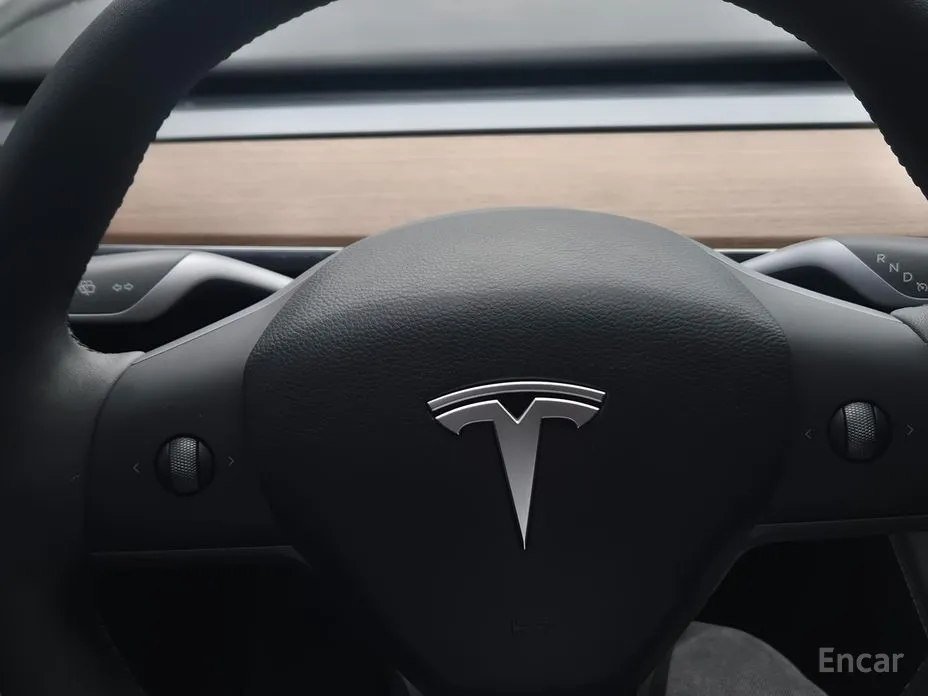 Фото 9 - Tesla Model Y