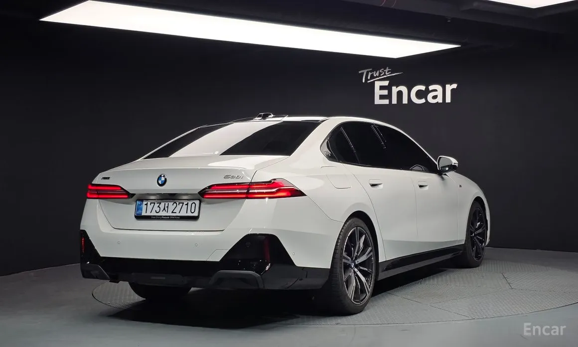 BMW 5 Series 2023 530i xDrive M Sport