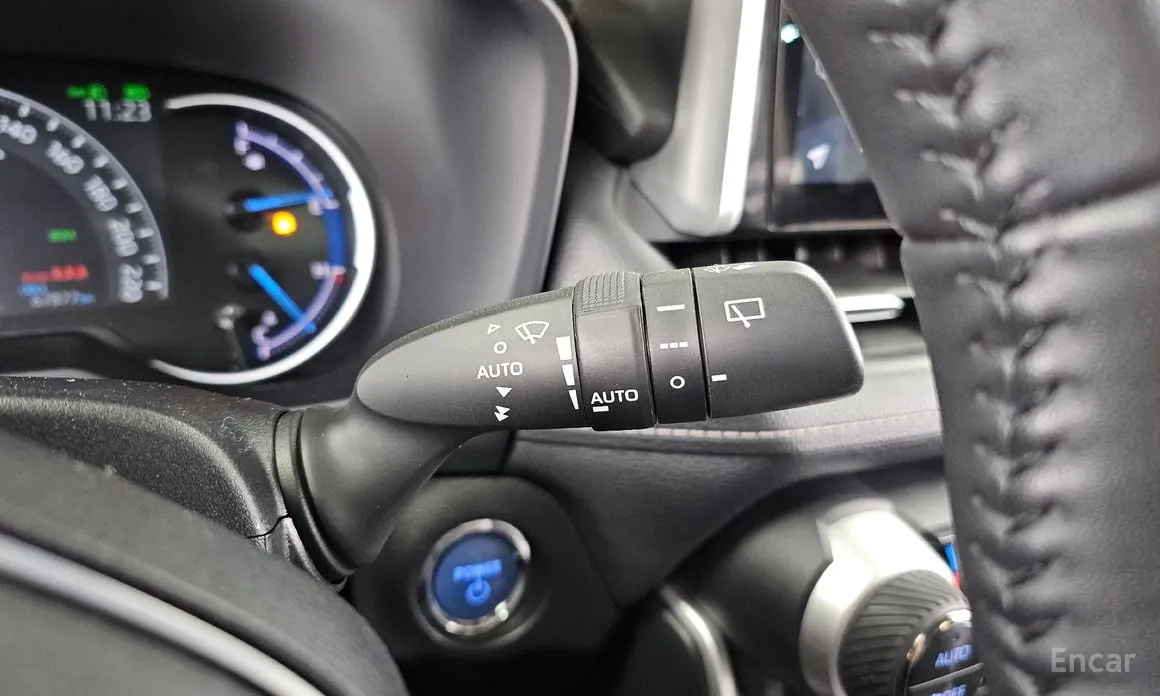 Фото 18 - Toyota RAV4