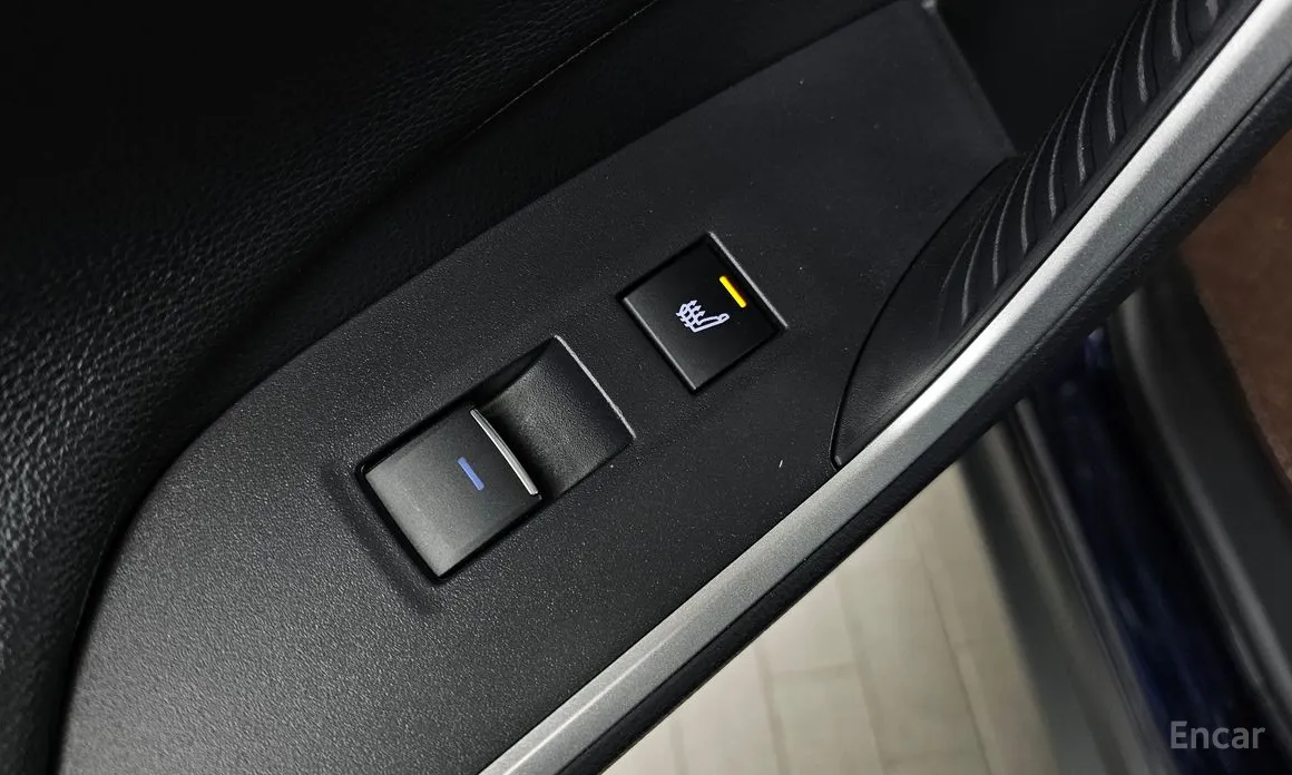 Фото 19 - Toyota RAV4