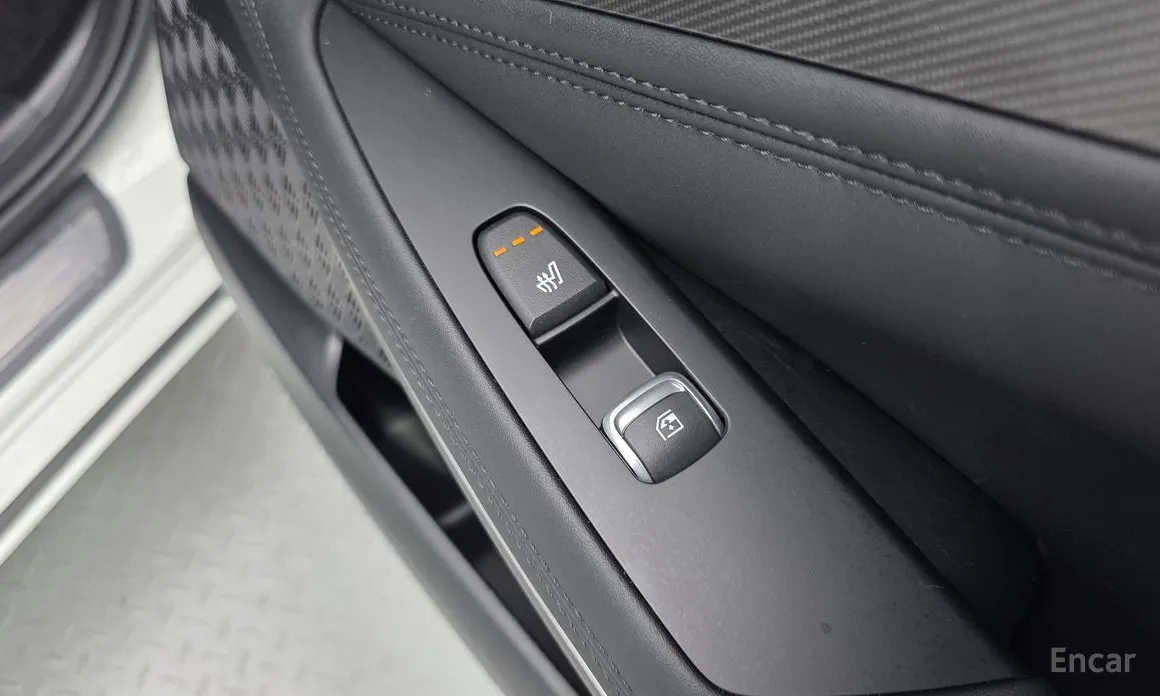 Фото 19 - Kia K8