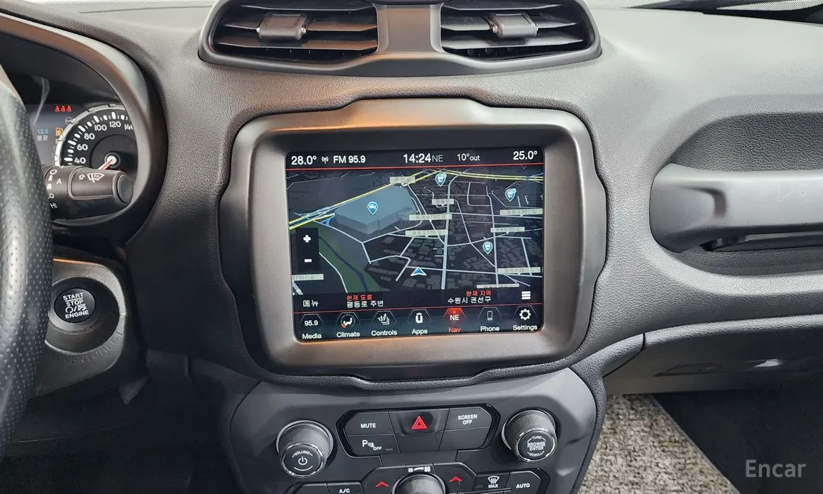 Фото 14 - Jeep Renegade