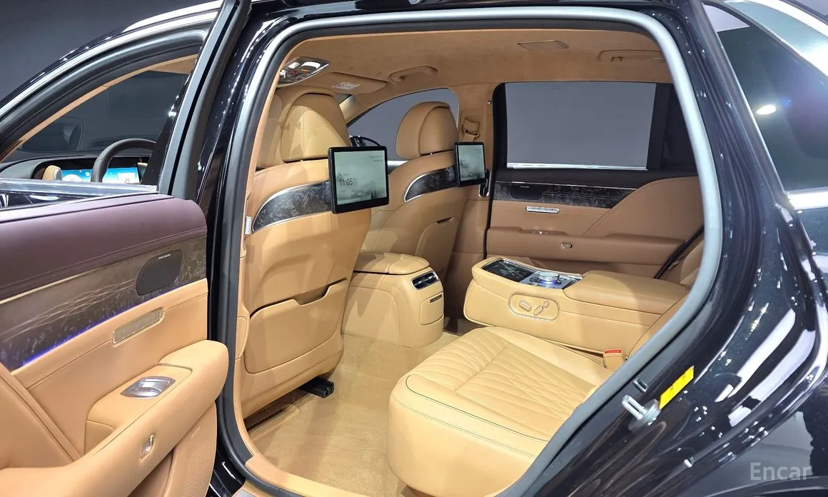 Фото 15 - Genesis G90