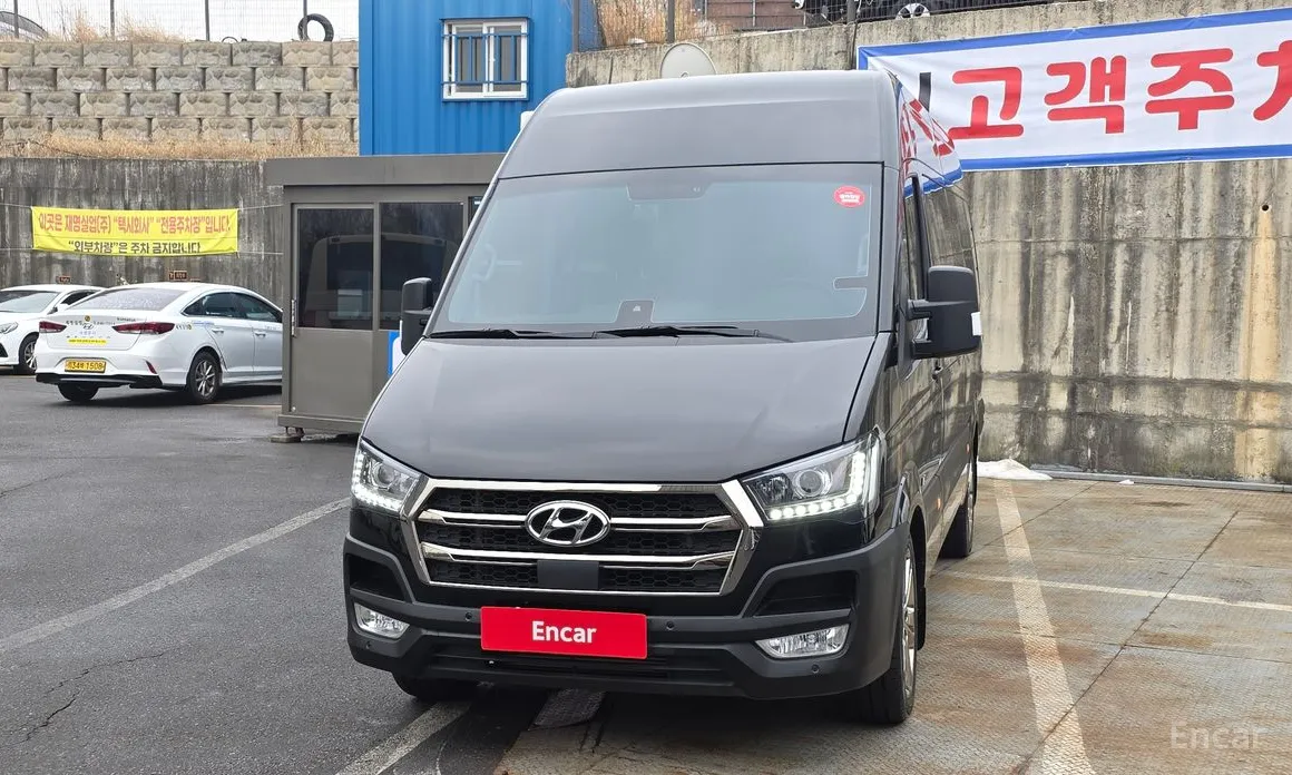 Фото 3 - Hyundai Solati