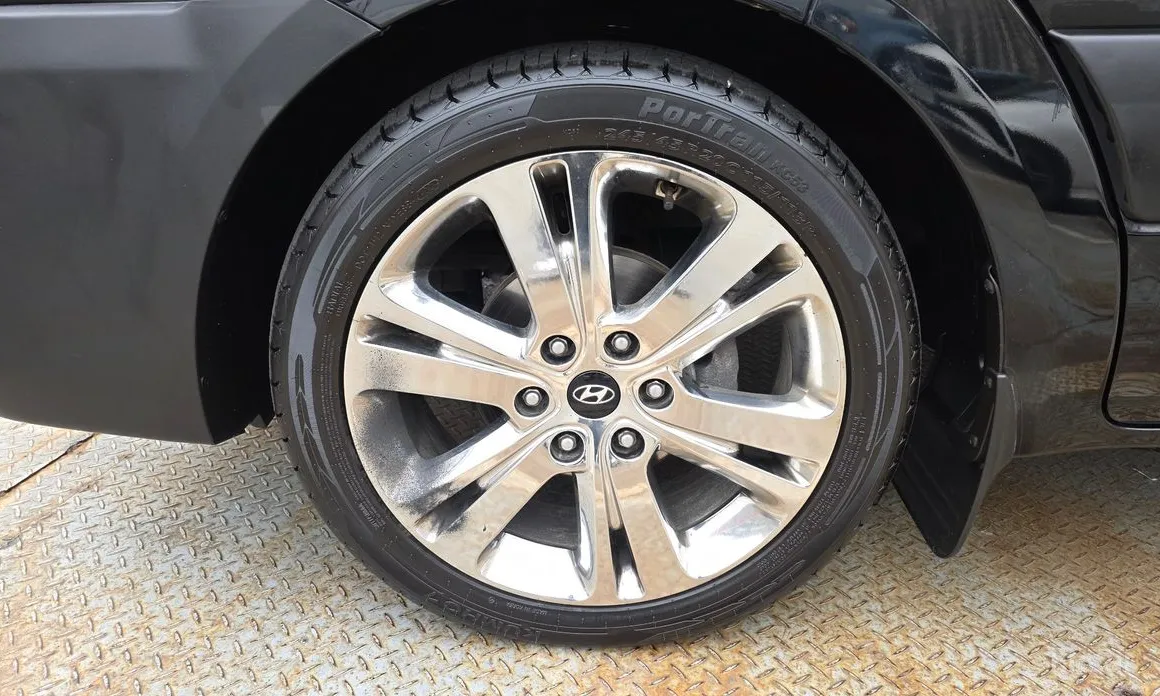 Фото 5 - Hyundai Solati