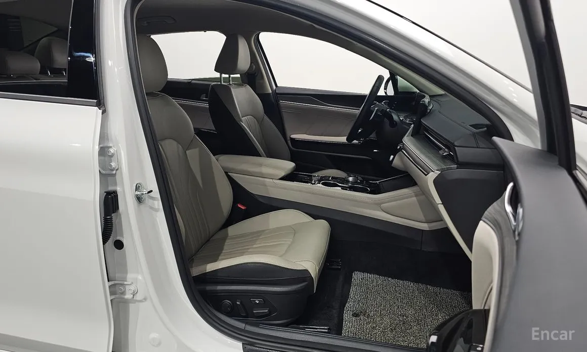 Фото 10 - Kia K5