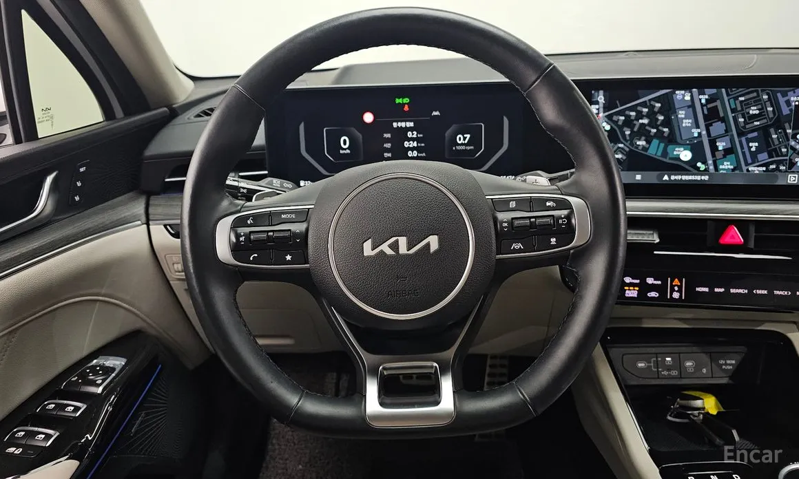 Фото 13 - Kia K5