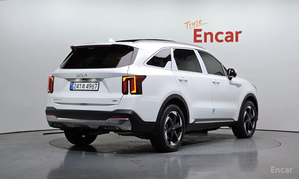 Фото 2 - Kia Sorento