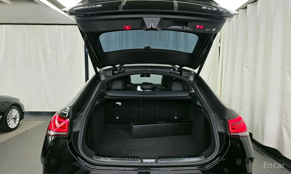 Фото 20 - Mercedes-Benz GLE-Class