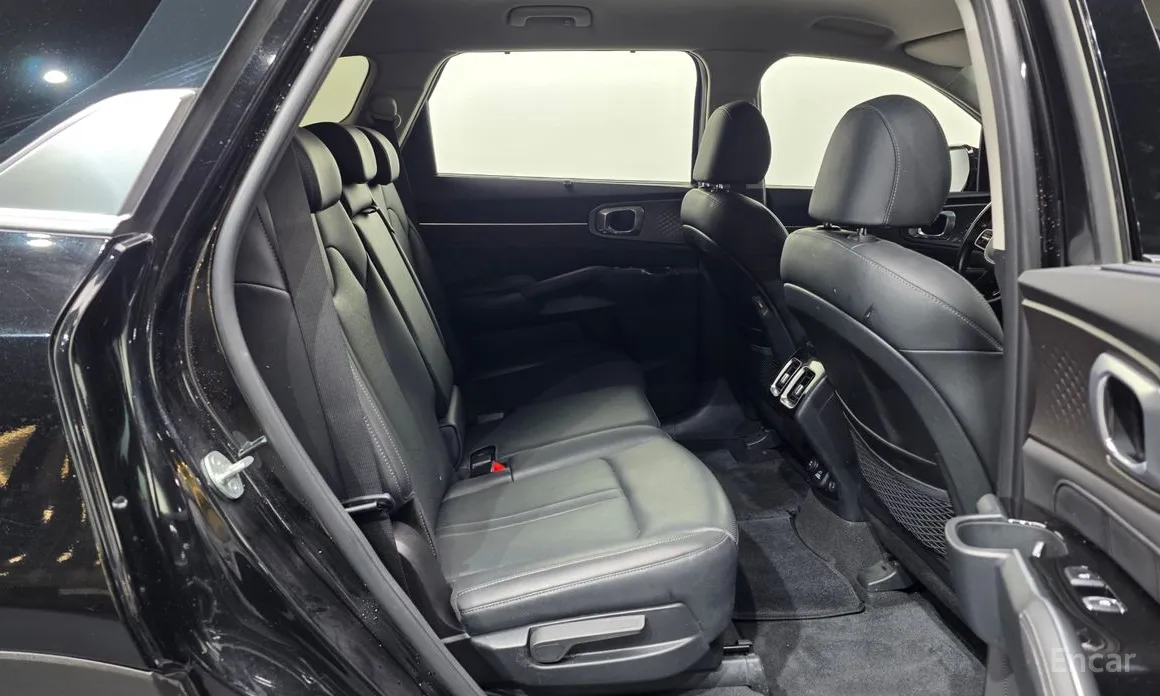 Фото 12 - Kia Sorento