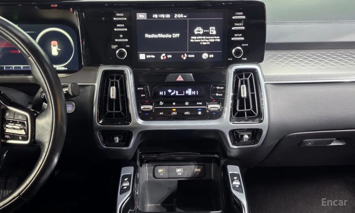 Фото 14 - Kia Sorento