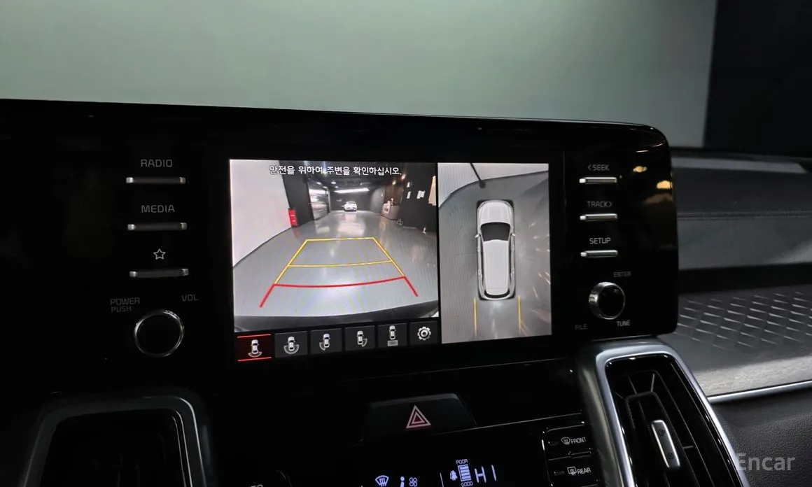 Фото 15 - Kia Sorento