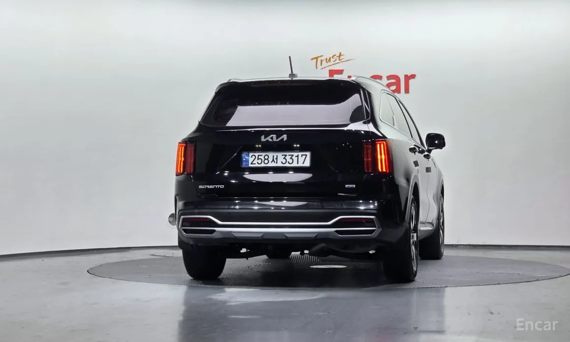 Фото 4 - Kia Sorento