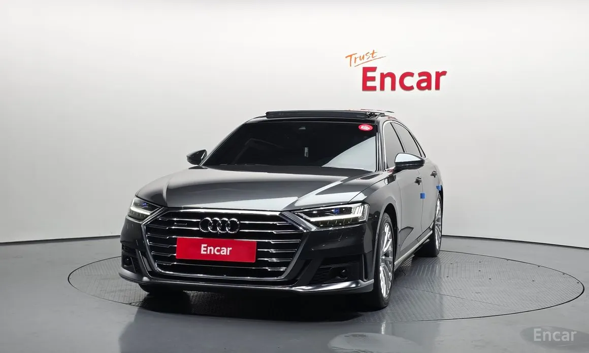 Фото 3 - Audi A8