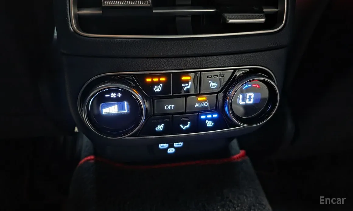 Фото 19 - Genesis GV70