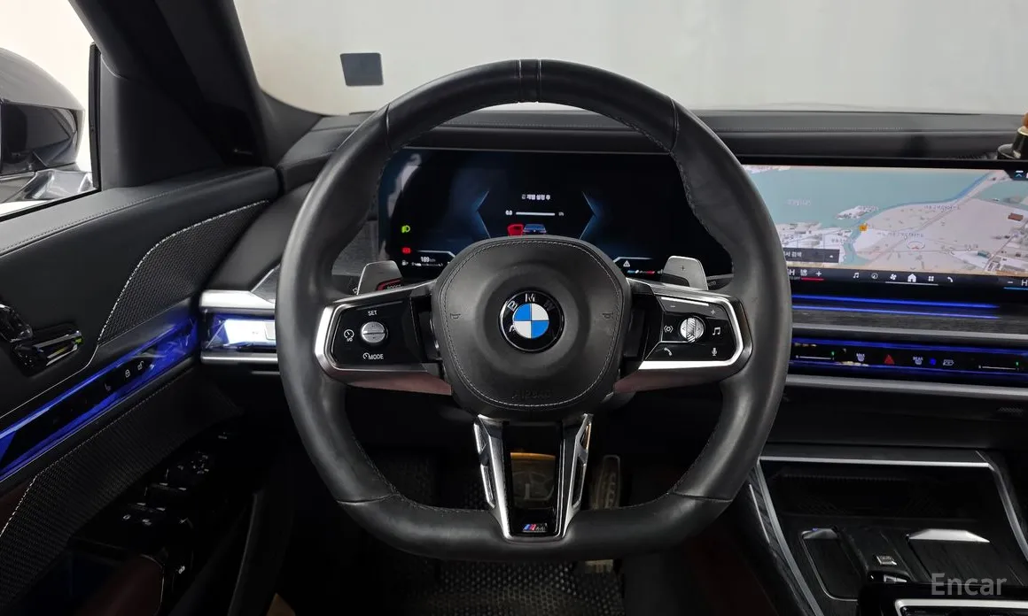 Фото 13 - BMW 7 Series