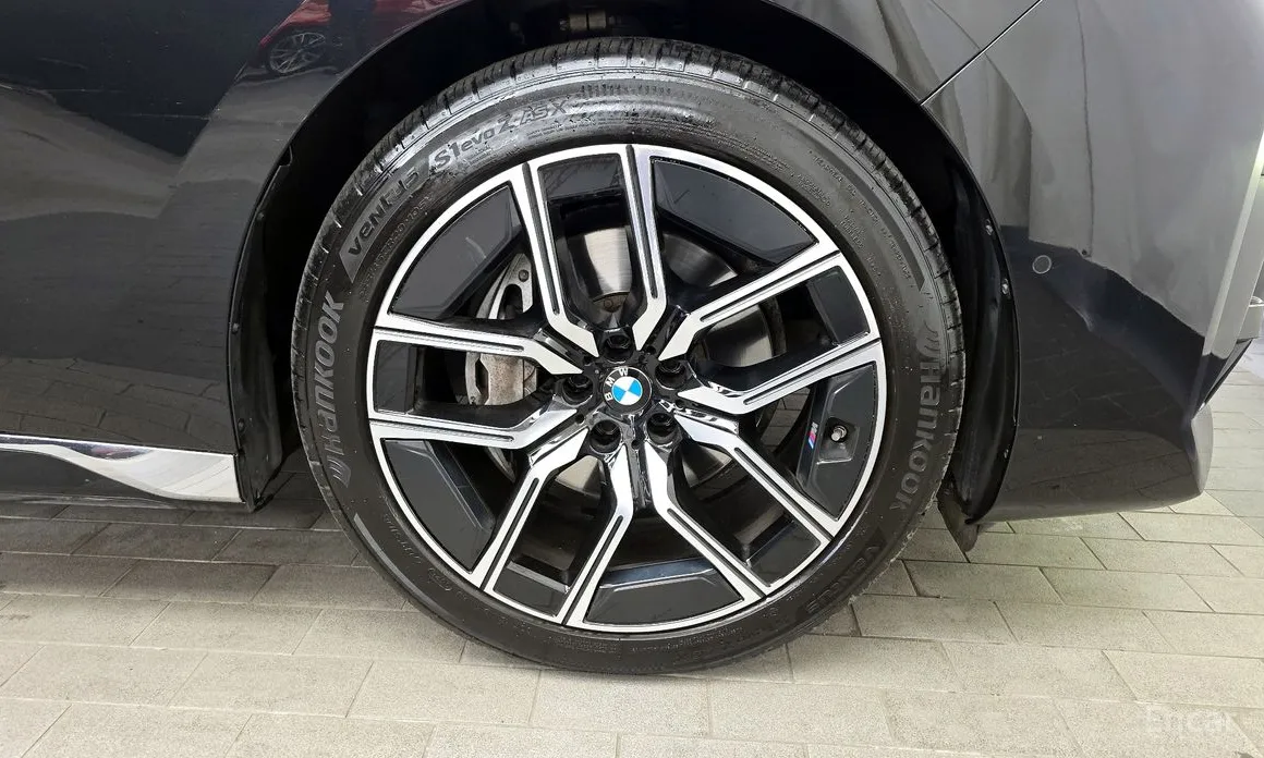 Фото 5 - BMW 7 Series