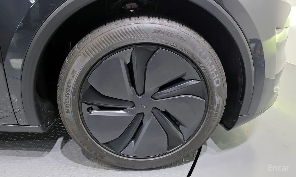 Фото 5 - Tesla Model Y