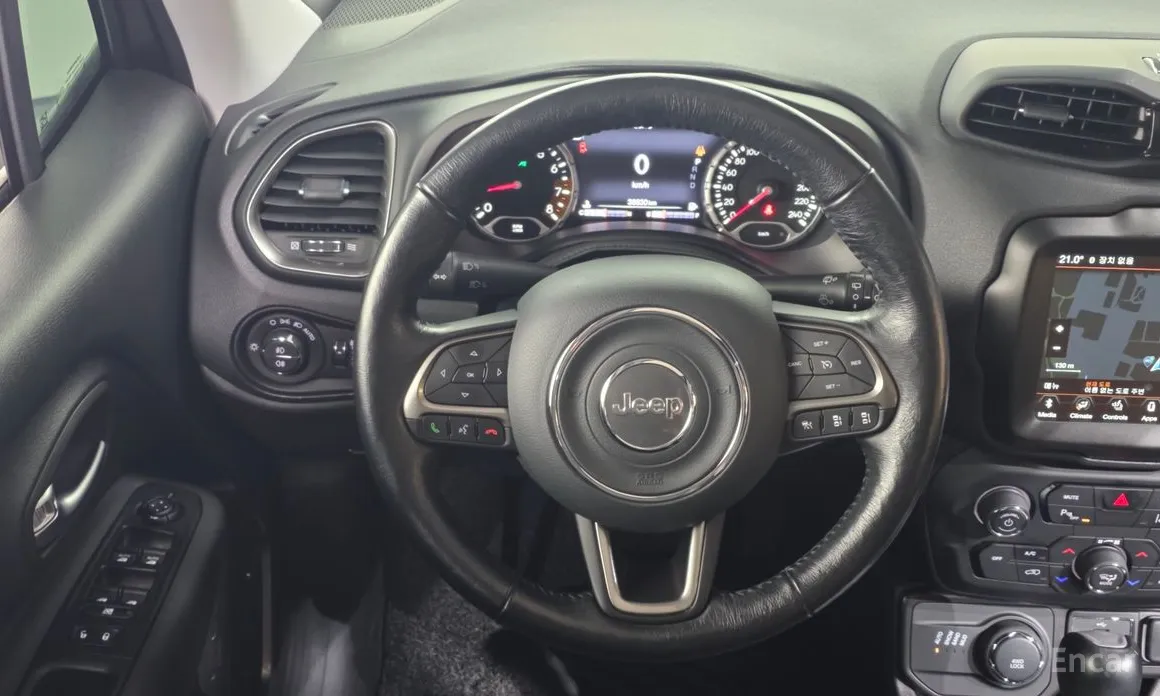 Фото 13 - Jeep Renegade