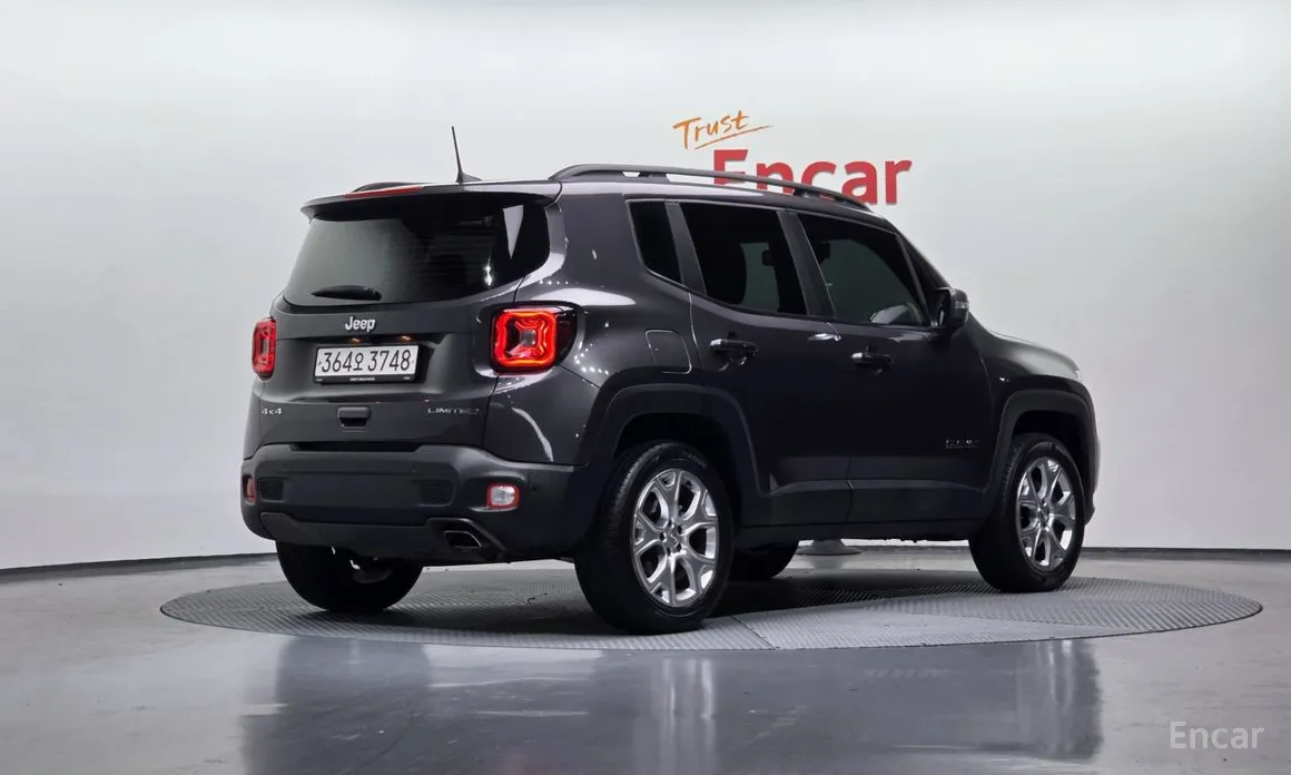 Фото 2 - Jeep Renegade