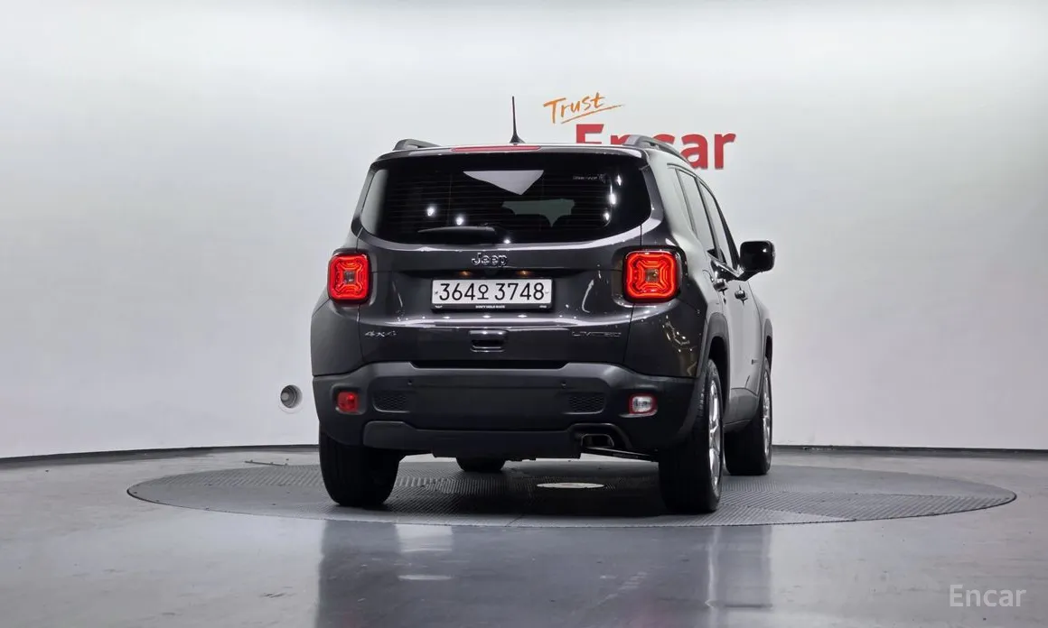 Фото 4 - Jeep Renegade