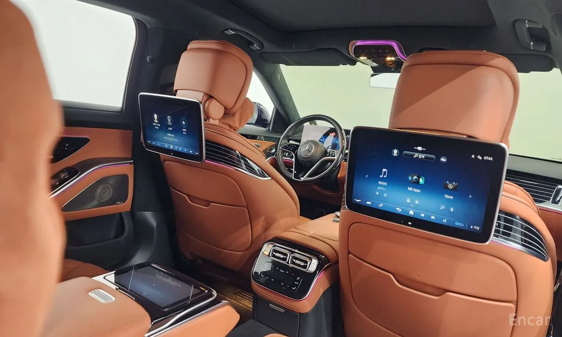 Фото 19 - Mercedes-Benz S-Class