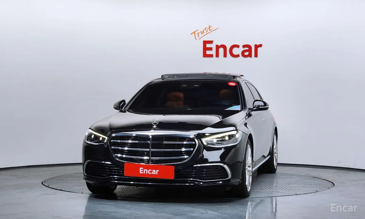 Фото 3 - Mercedes-Benz S-Class