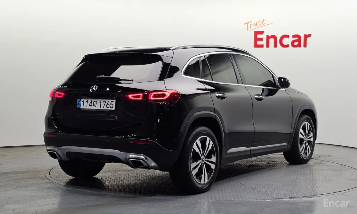 Фото 2 - Mercedes-Benz GLA-Class