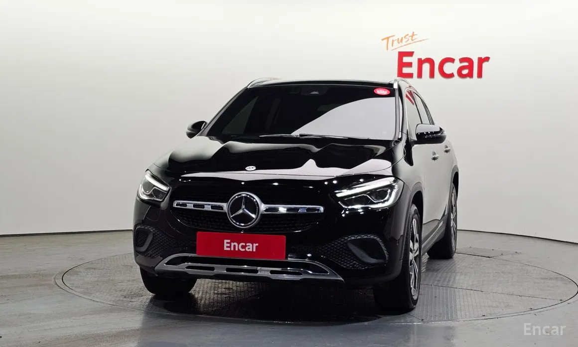 Фото 3 - Mercedes-Benz GLA-Class