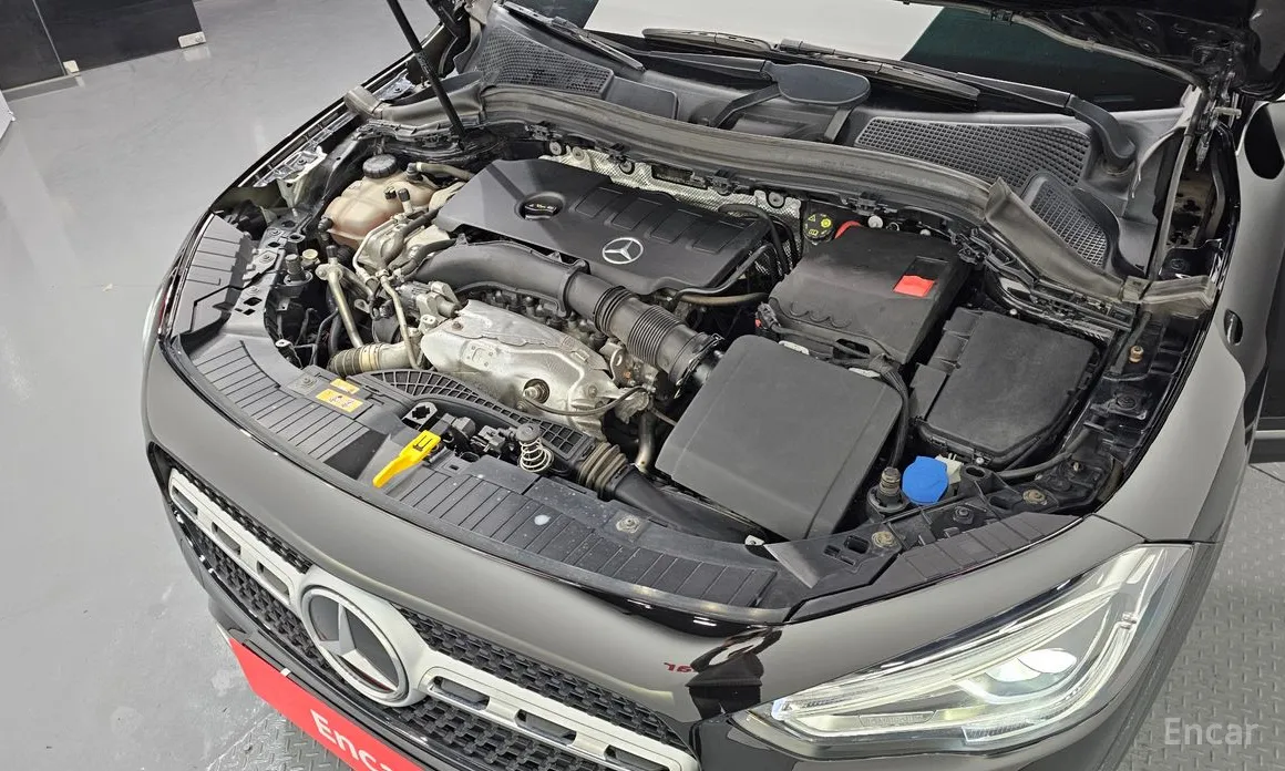 Фото 6 - Mercedes-Benz GLA-Class