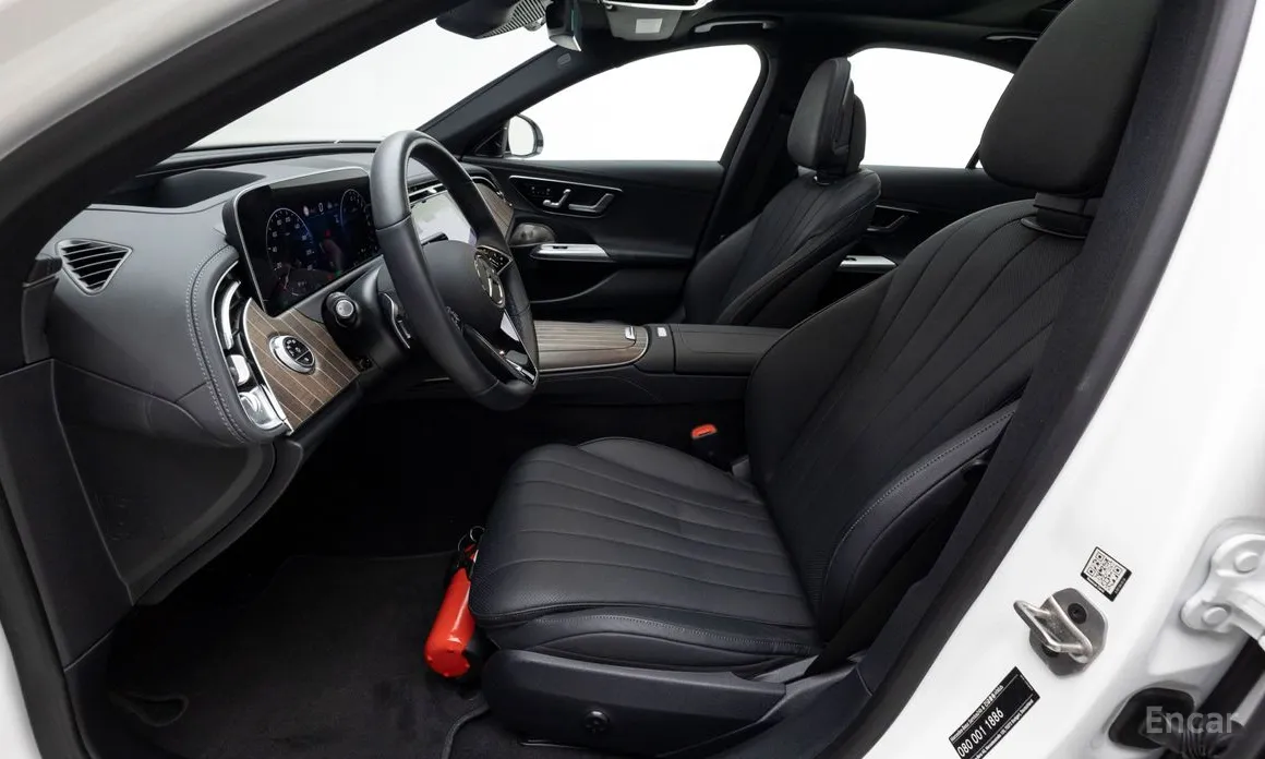 Фото 14 - Mercedes-Benz E-Class